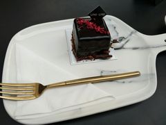 -UNI UNI(环亚凯瑟琳店)