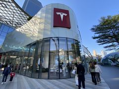 -TESLA 特斯拉(广州天环广场体验店)