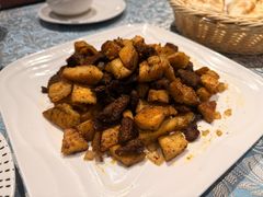 馕丁炒烤肉-巴扎美食·新疆菜·西域歌舞表演餐厅(新疆大厦店)