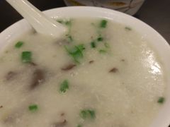 -伍湛记 · 广州老字号(龙津中路店)