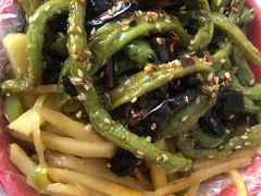 -咱家王新国把子肉(县东巷店)