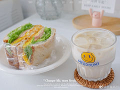 -OneFit健身(汇锦城店)
