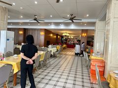 -鹏城人家海鲜酒家·23年老字号(较场尾店)