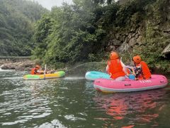 -安吉龙王山峡谷漂流