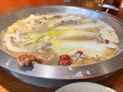 -佬土鹅肠火锅(中建大观店)