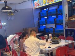 -石牌岭小亮蒸虾•湖北老字号(左岭店)