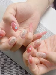 -小黑瓶美甲美睫
