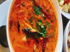 -Chom Cafe and Restaurant