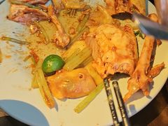 -大头虾越式风味餐厅(光明广场店)