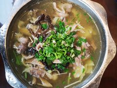 -谢老五跷脚牛肉·非遗传承店