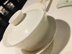 餐具摆设-金陵饭店·梅苑