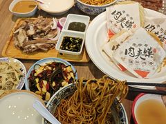 -兰州陈记牛肉面 ·烧烤· 铜锅涮肉(万达店)