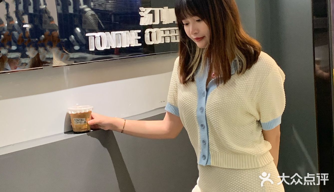 广州探店｜天河一家暗黑工业风咖啡店☕️