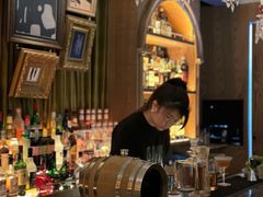 -THE OLD HOUSE酒吧