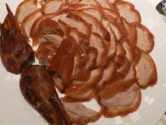 德胜枣木烤鸭-雀蓝川菜(奥体广场店)