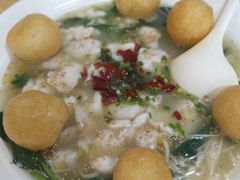 -乐达酸菜鱼面(山师东路店)