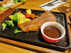 新澳洲西泠牛排-必胜客(百联又一城店)