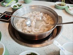 -润园四季椰子鸡火锅(海上世界店)