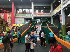 -蒙特利亲子乐园