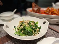 豆皮炒鸡毛菜-十里弄堂(K11店)