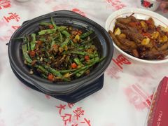 -堂瓦里·33年传统赣菜(第一街区店)