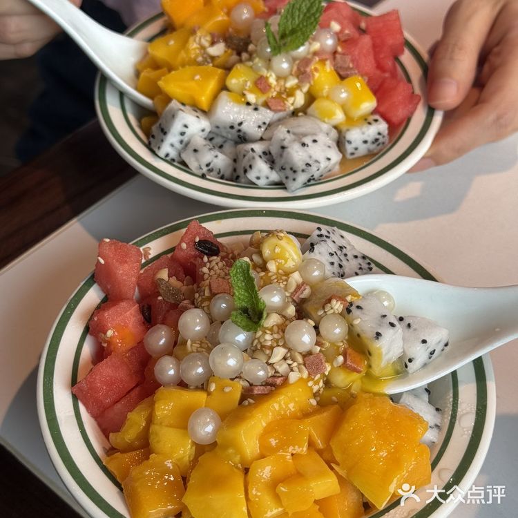 洪崖洞最nb好吃的两件套!!!