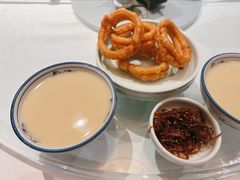 豆汁儿焦圈儿-四世同堂·京菜·烤鸭(双井店)