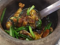 -长城砂煲田鸡粥