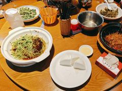 -庭苑饭香·生态餐厅(动物园店)