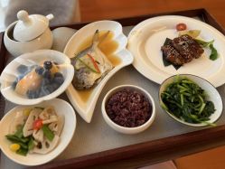 -馨月汇·一悦馨香月子中心(前滩店)