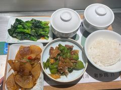 -老乡鸡(上海白玉兰广场店)