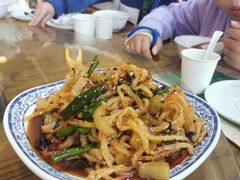 -都江堰石锅鱼