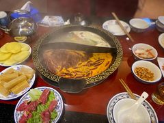 -重庆三峡火锅城(梅林店)