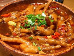 糯叽叽香辣鸡爪-乐乐大排档·30年老字号(浙江路店)