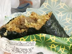 黑椒牛肉至尊饭团-有家便利店(南昌火车站店)