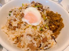牛肝菌牛脸颊肉拌饭-胡麻(静安嘉里店)