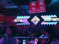 -UP嘻哈酒吧(粉巢店)