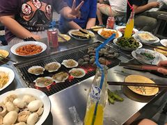 -马路牙子烧烤音乐酒馆(望京店)