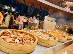 -荣誉国际酒店-云顶旋转餐厅