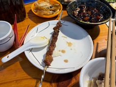 -洞庭洲·防空洞火锅·铜锅涮肉·烧烤(新百广场店)