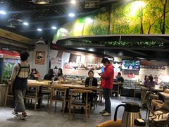 大堂-吴草鸡爪오초닭발韩食堂(融恒盈嘉中心店)