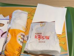 -麦当劳(轻轨曹杨路店)