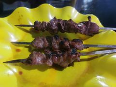 -烤肉小伙烤肉店