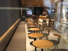 用餐区-麦当劳(欧亚大观商都店)