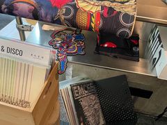 -黑胶星球(华发中城商都店)