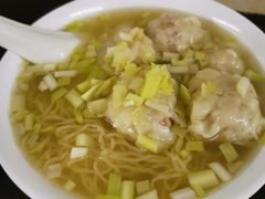 欧成记云吞面-伍湛记 · 广州老字号(龙津中路店)
