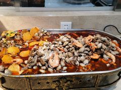 -绿岛港轩海鲜烤肉涮锅自助餐厅