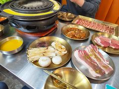-胡悦里韩式烤肉(芝罘万达广场店)
