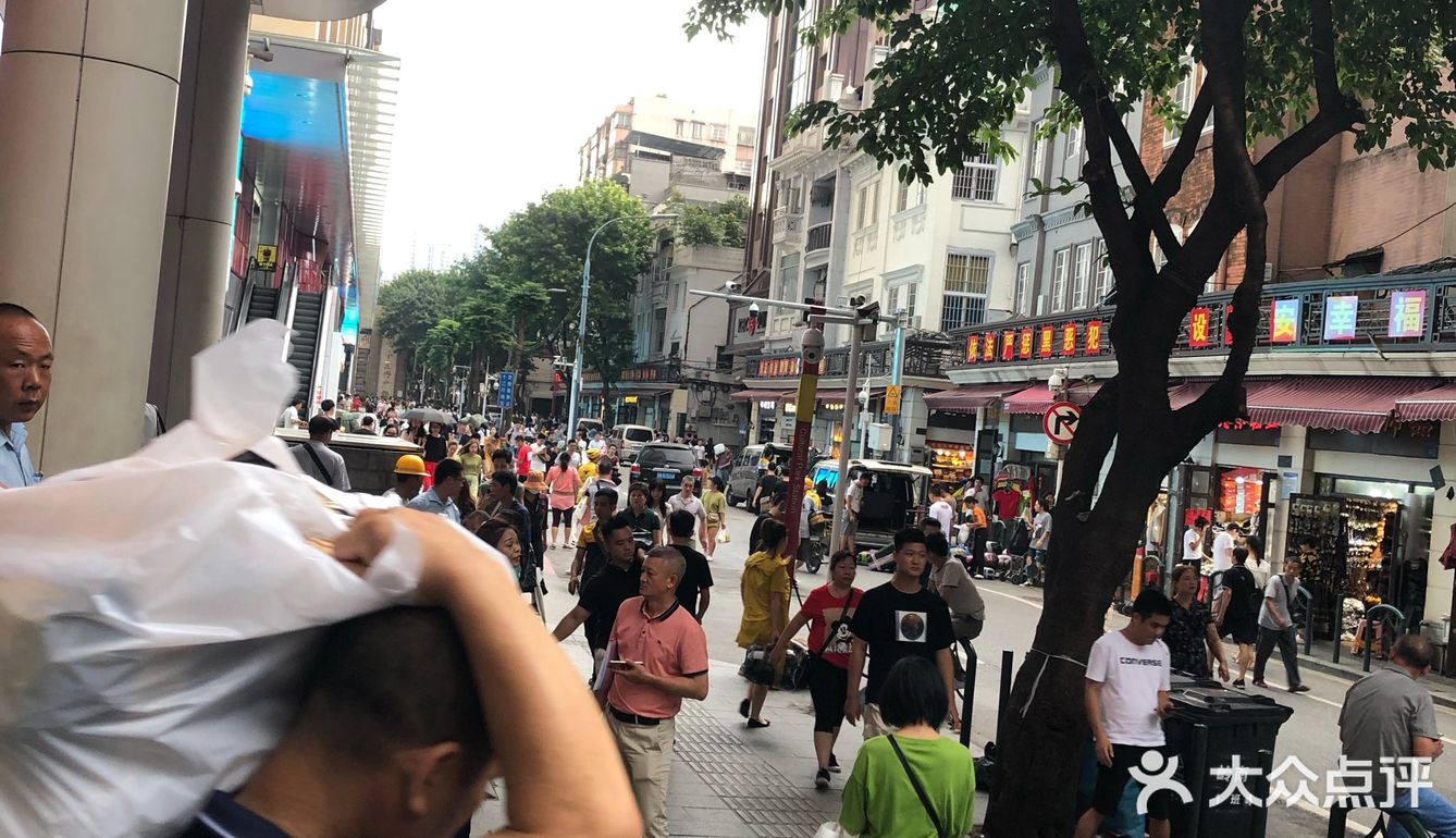 100块买5件衣服！废钱