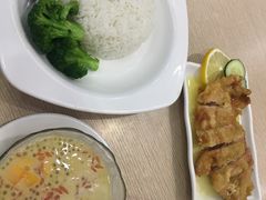-佰搭果·广式茶餐厅(西华路店)